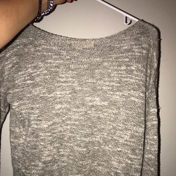 Hollister xs/s grey sweater - Picture 4 of 4